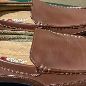 Deer Stags Slip-on loafers size 11W